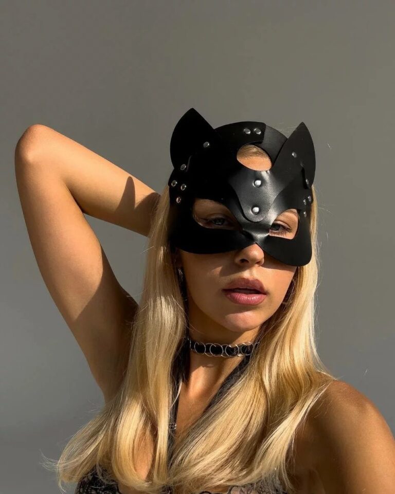 Siyah Deri Kedi Maskesi – Premium Fantezi Aksesuar