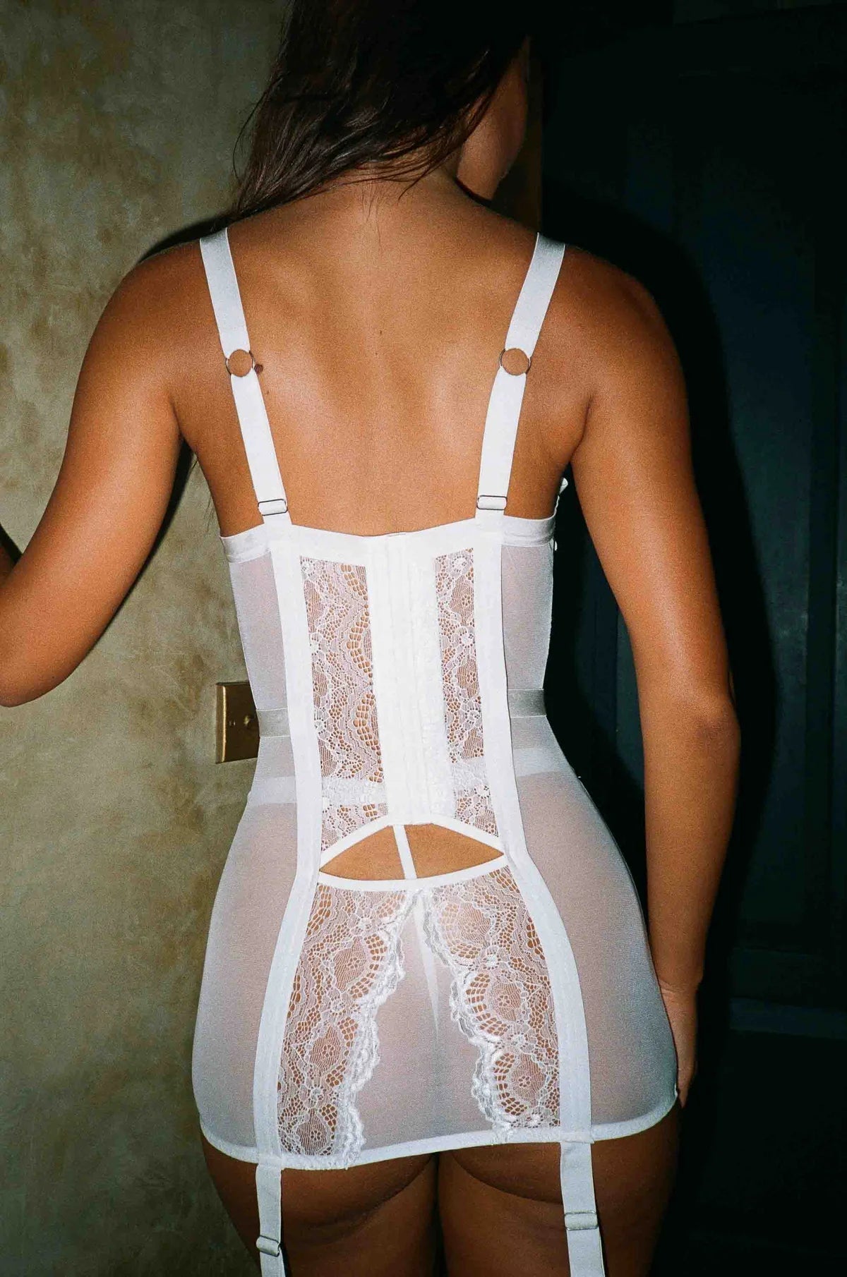 Loya White Premium Jartiyerli Korse Set (Çoraplar Dahildir)